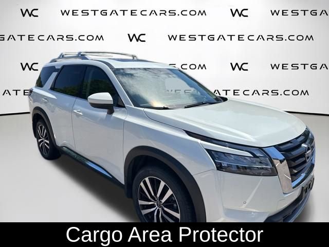 Used 2023 Nissan Pathfinder Platinum w/ Cargo Package AWD/4WD image 11