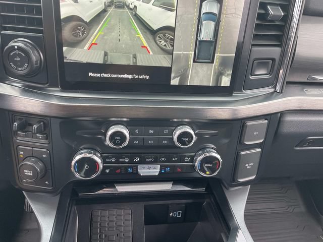 Used 2024 Ford F350 Lariat w/ Lariat Ultimate Package AWD/4WD image 29