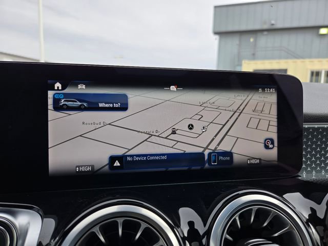 Used 2024 Mercedes-Benz EQB 300 4MATIC image 24