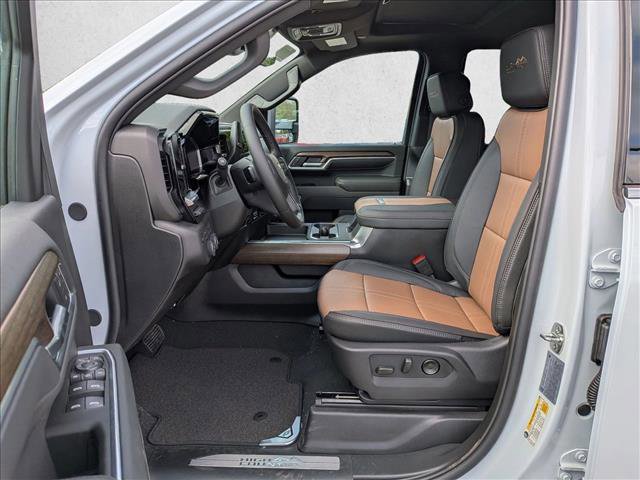 New 2026 Chevrolet Silverado 2500 High Country w/ High Country Premium Package AWD/4WD image 16