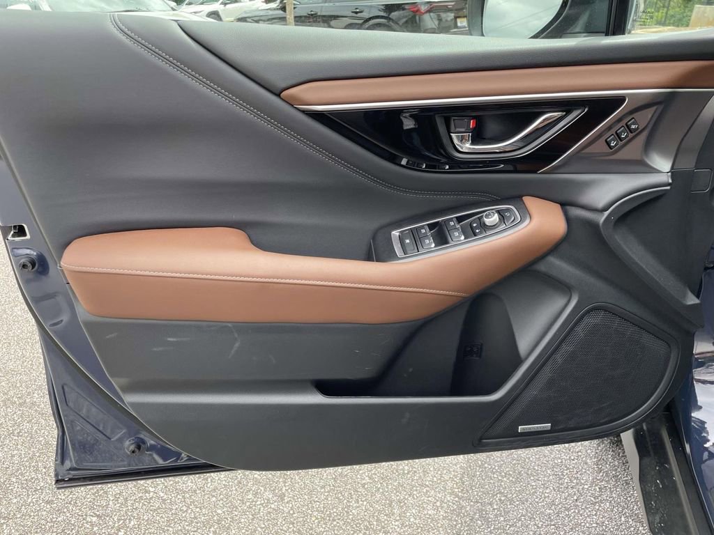 Certified 2025 Subaru Outback Touring XT w/ Tech Package 3 image 15