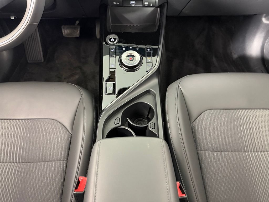 Used 2025 Kia Niro Wind FWD image 17