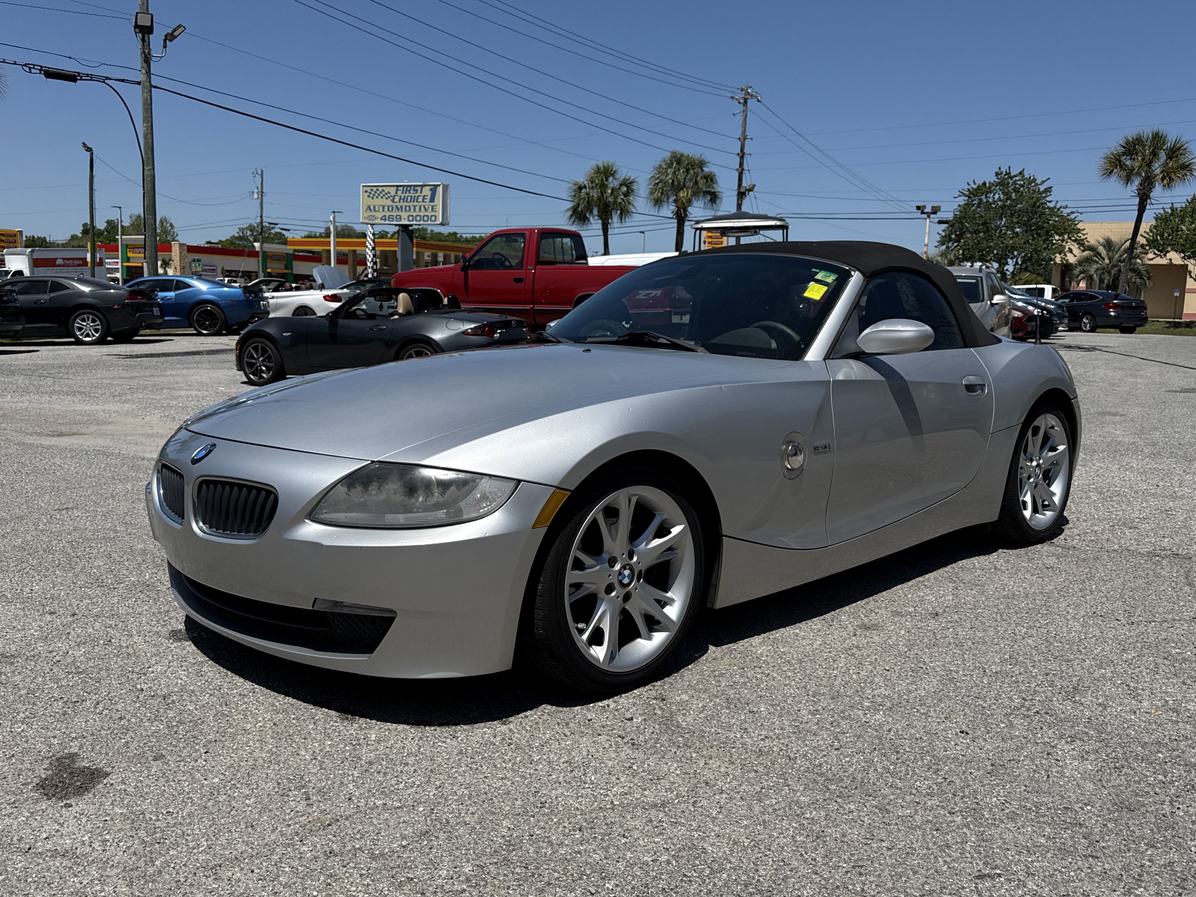 Used 2008 BMW Z4 3.0i w/ Premium Pkg image 1