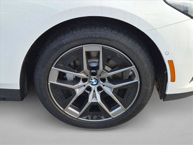 New 2027 BMW 530i RWD image 9