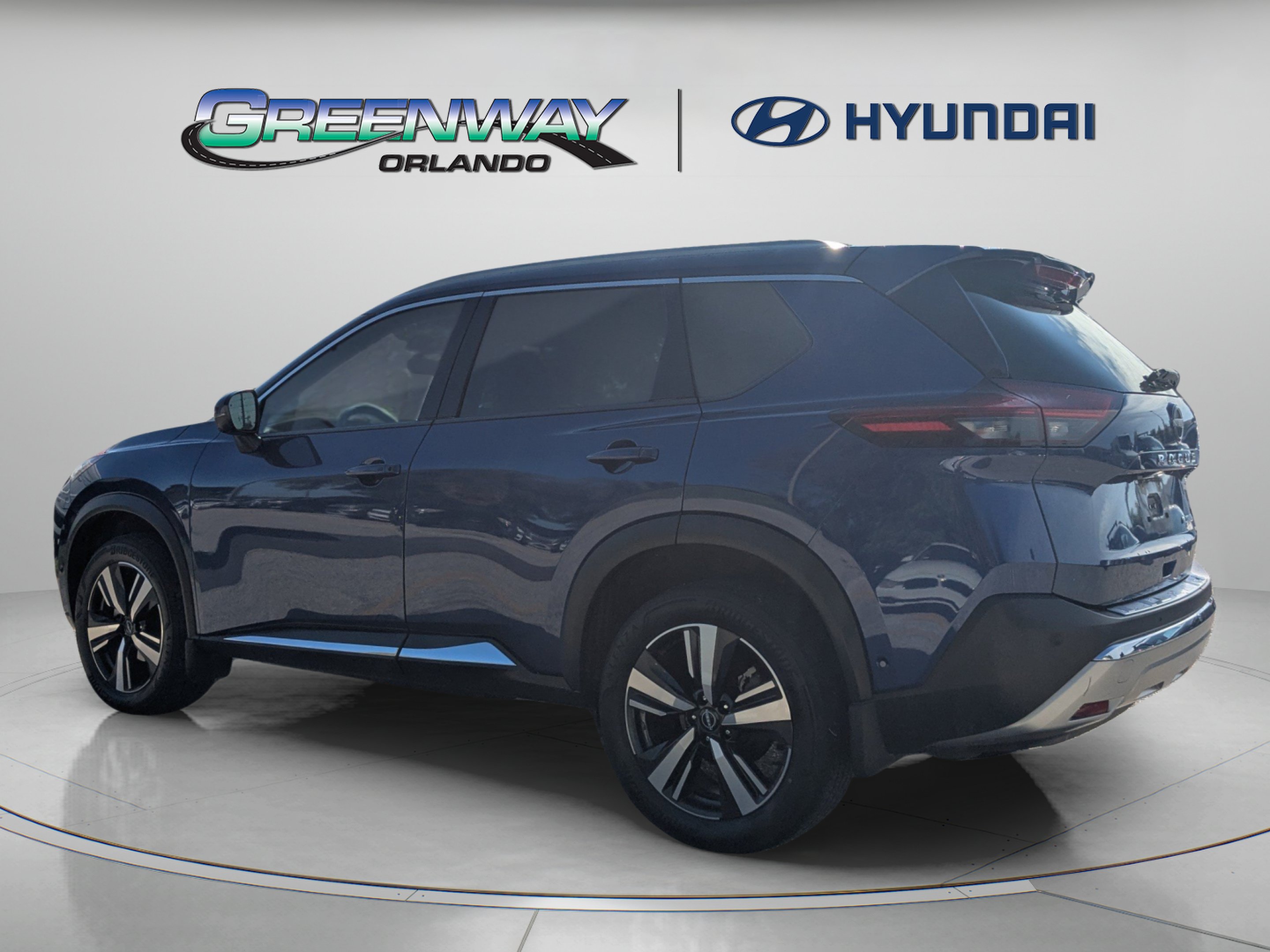 Used 2022 Nissan Rogue Platinum w/ Head-Up Display Package FWD image 5
