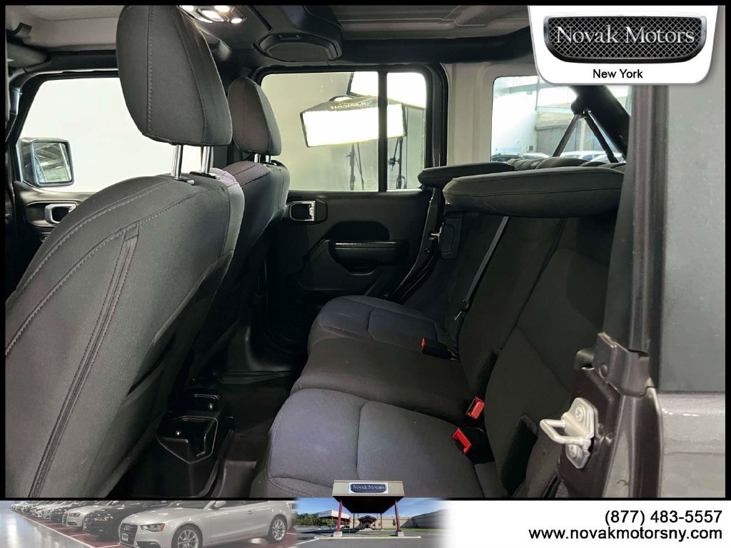 Used 2022 Jeep Wrangler Unlimited Sport AWD/4WD image 13