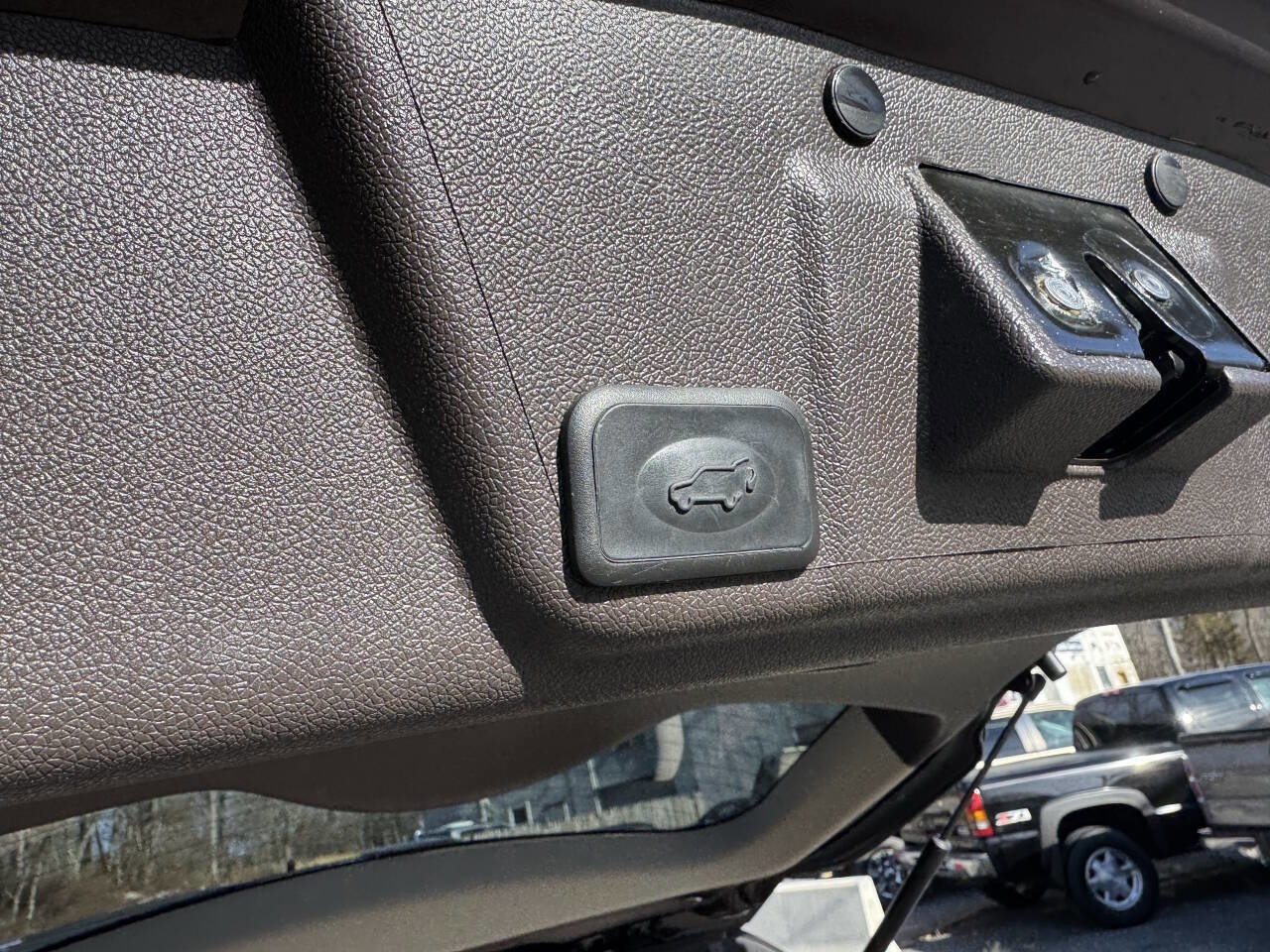 Used 2015 Buick Enclave Premium w/ Trailering Package image 11