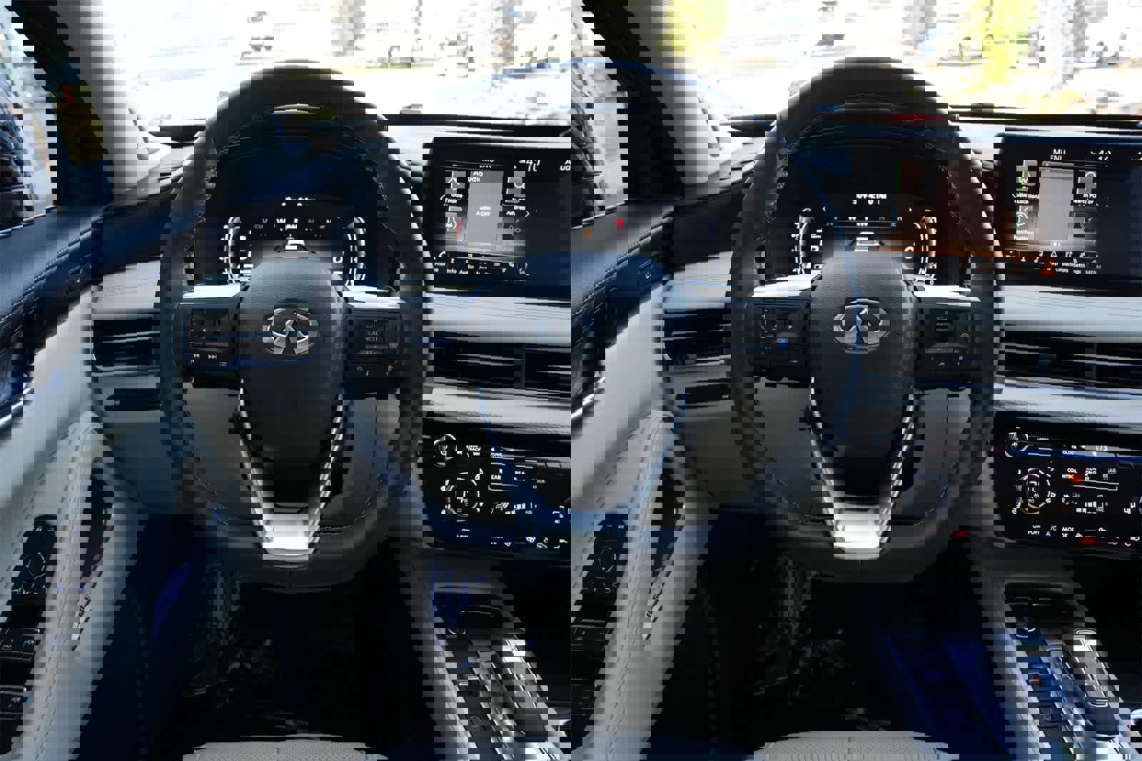 Certified 2025 INFINITI QX60 Sensory image 9