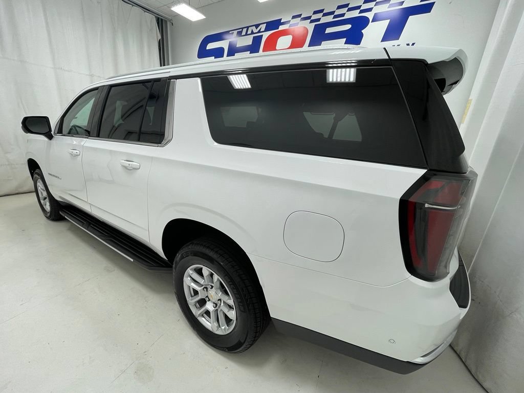 New 2026 Chevrolet Suburban LS AWD/4WD image 8