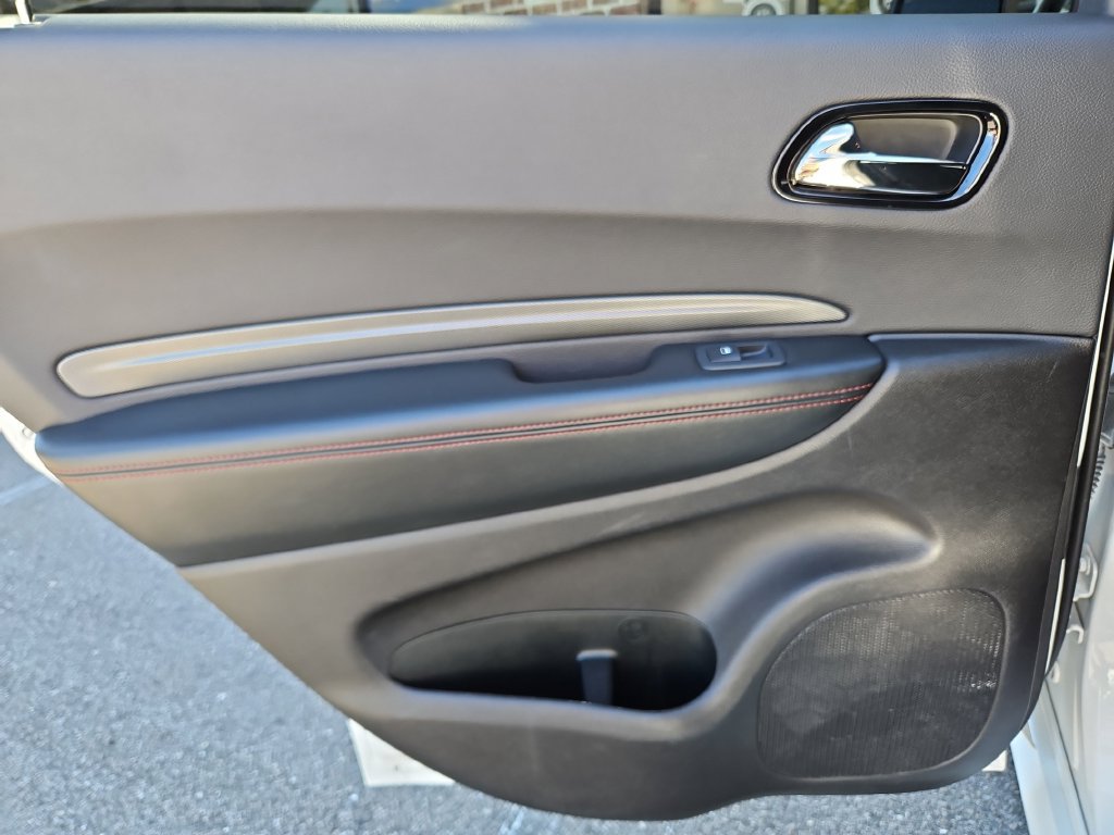 Used 2025 Dodge Durango GT RWD image 30