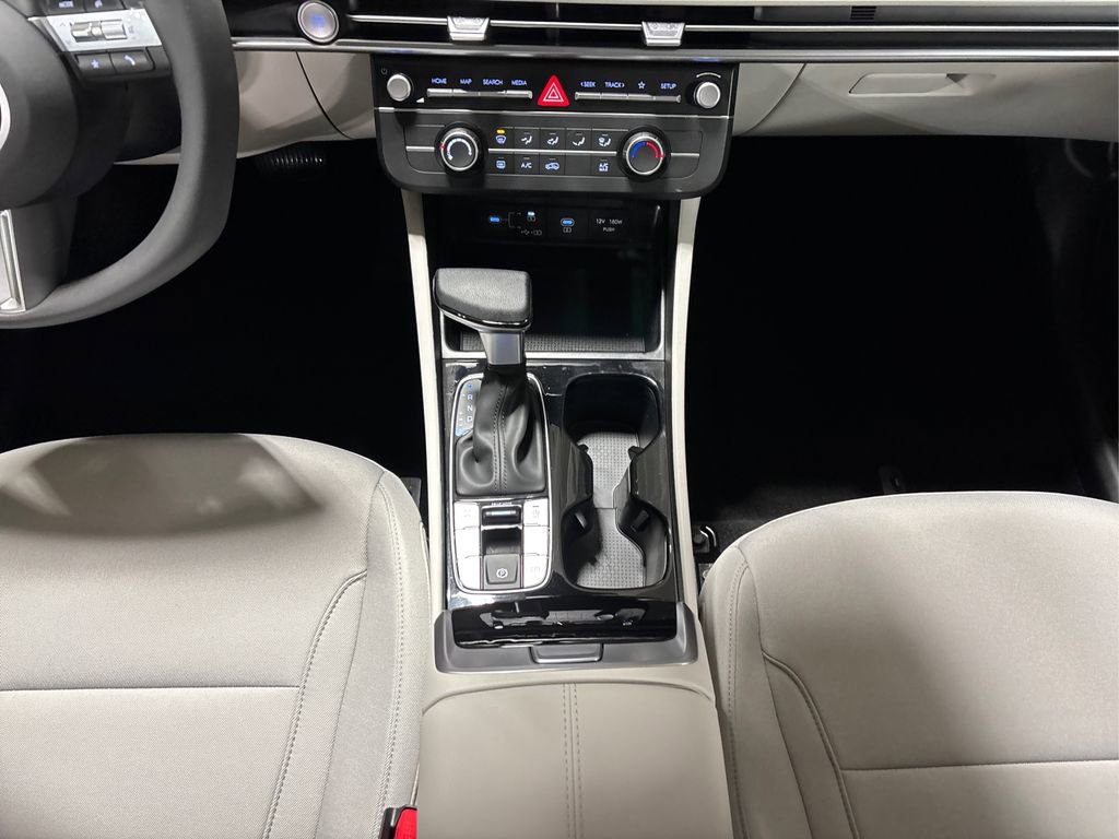 New 2026 Hyundai Tucson SE image 12