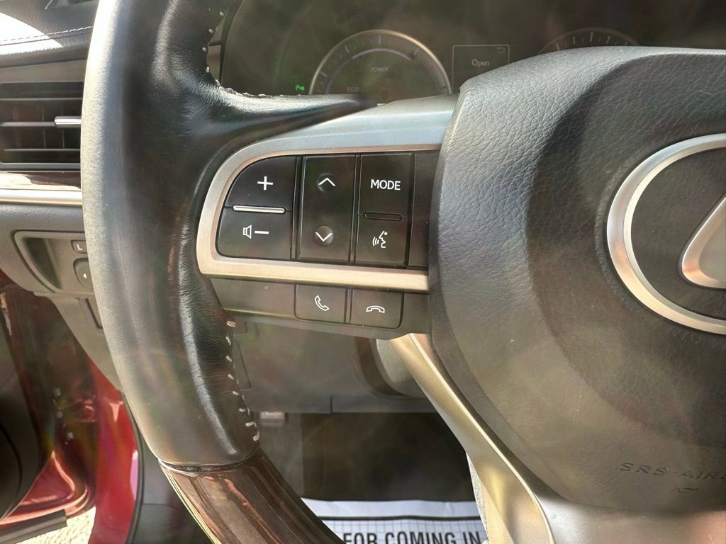 Used 2017 Lexus ES 300h image 28