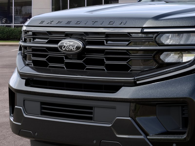 New 2027 Ford Expedition Platinum w/ Stealth Appearance Package RWD image 17