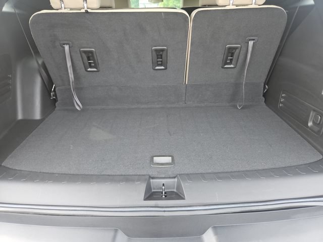 Used 2023 Chevrolet Traverse LS w/ Safety Package FWD image 23