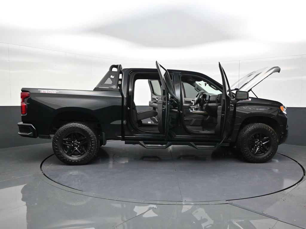 Used 2022 Chevrolet Silverado 1500 LT Trail Boss AWD/4WD image 32