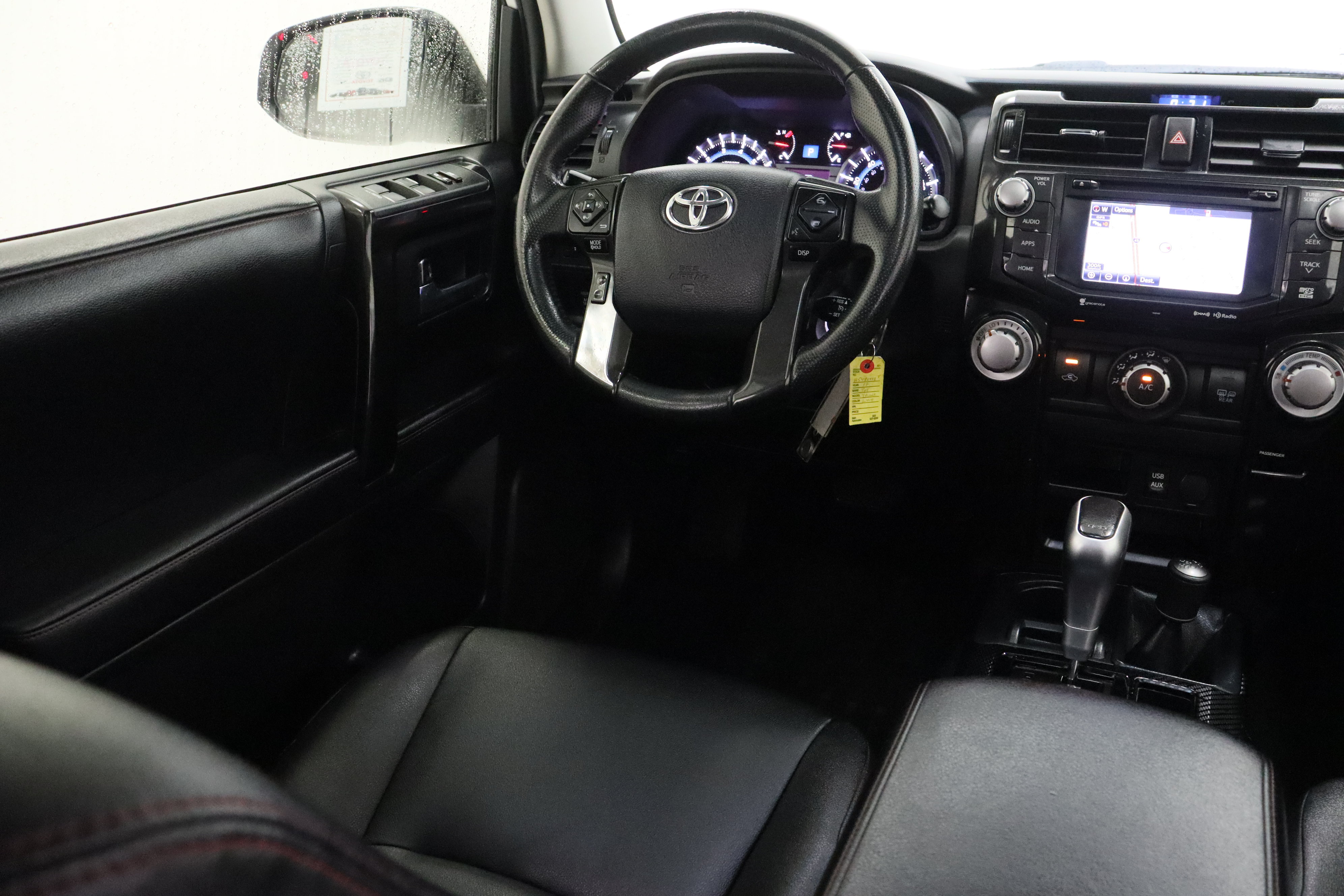 Used 2017 Toyota 4Runner TRD Off-Road Premium AWD/4WD image 31