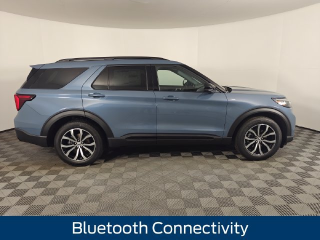 New 2027 Ford Explorer ST-Line AWD/4WD image 2