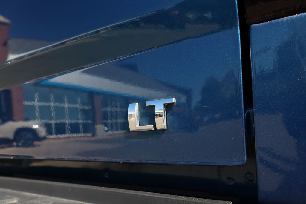 Used 2018 Chevrolet Silverado 1500 LT w/ All Star Edition image 37