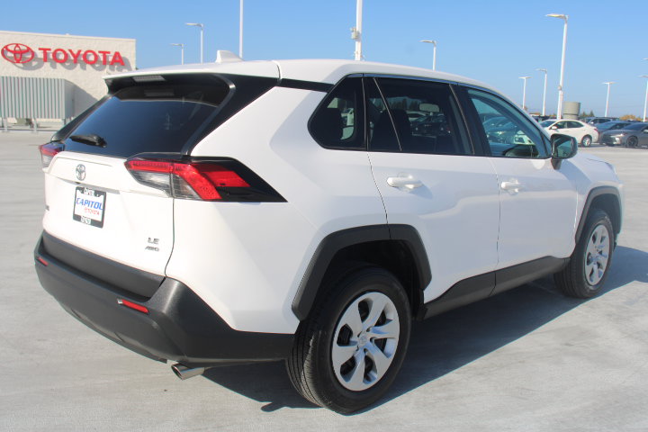 Certified 2025 Toyota RAV4 LE AWD/4WD image 3