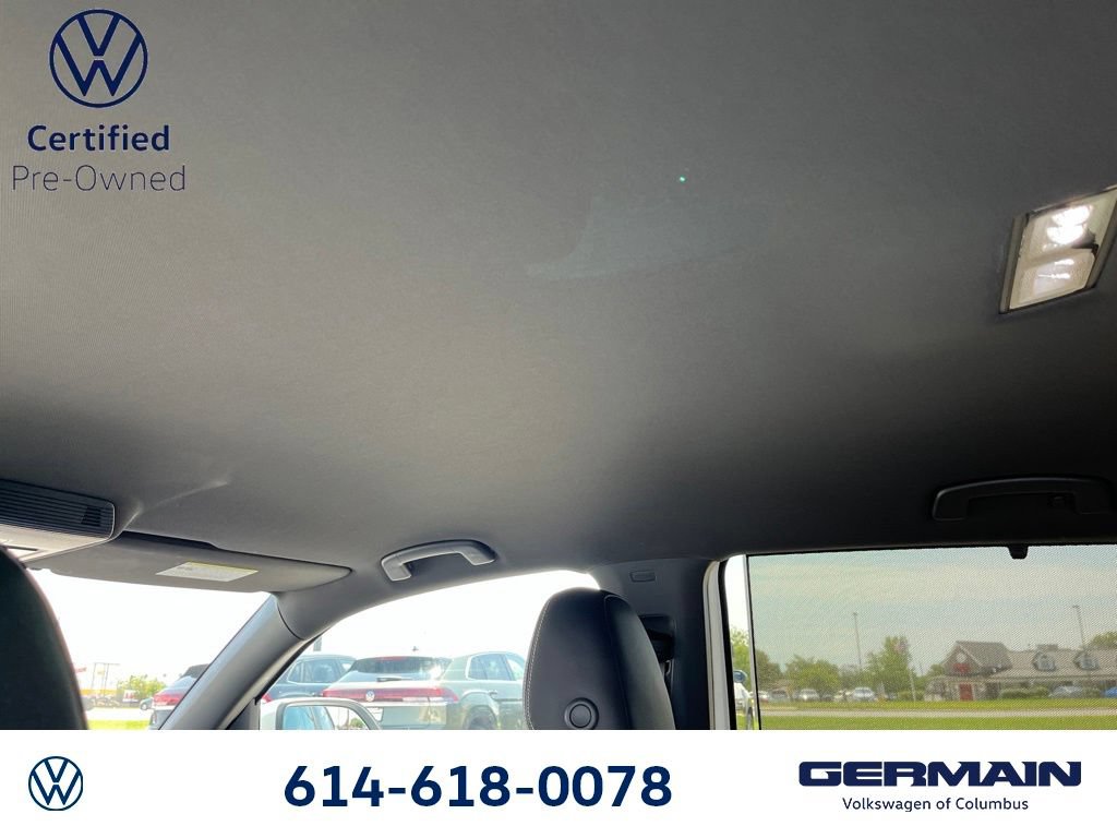 Used 2024 Volkswagen Atlas Cross Sport SE AWD/4WD image 17