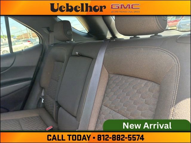 Used 2018 Chevrolet Equinox LT w/ Sun & Infotainment Package FWD image 17