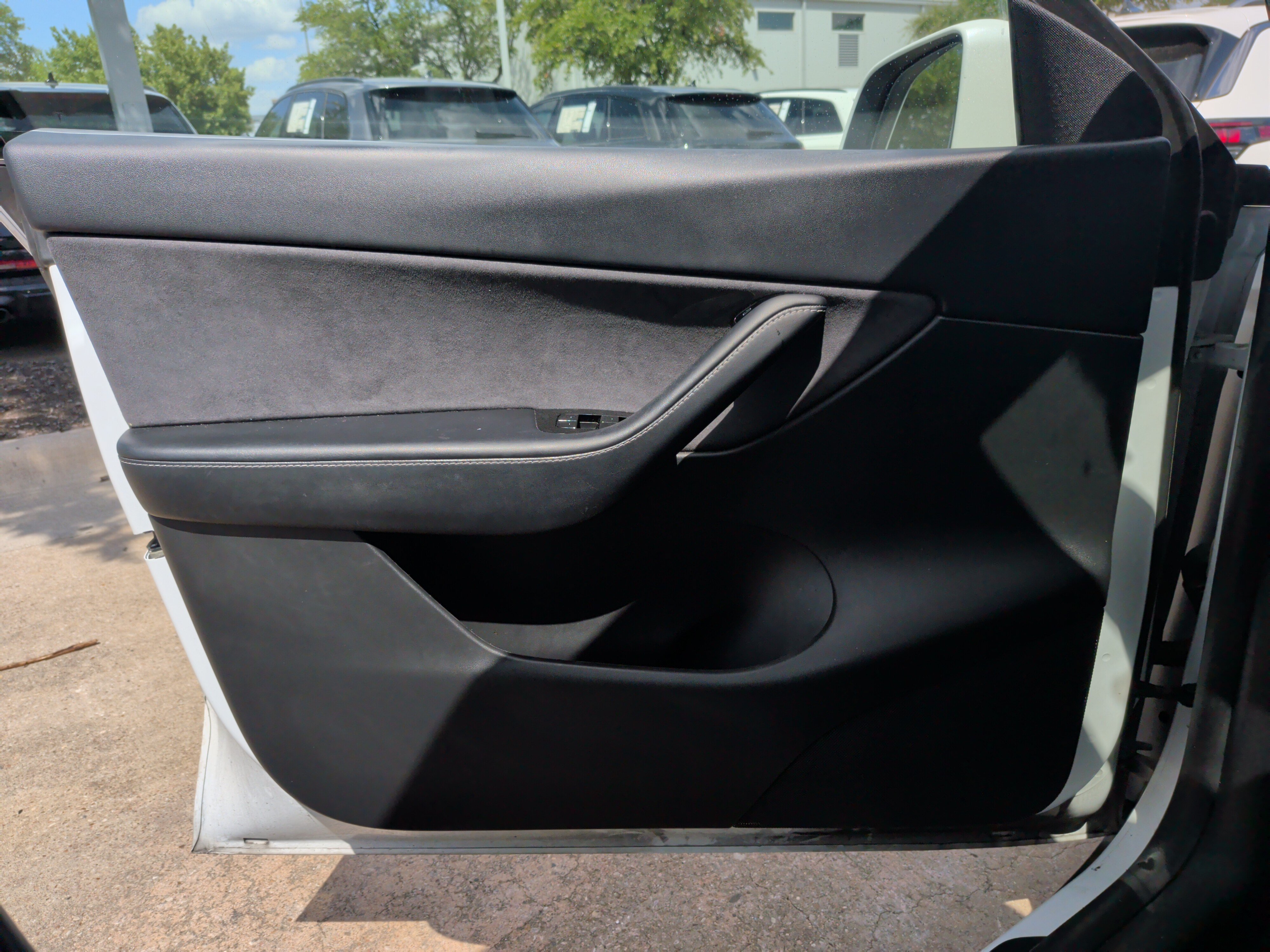 Used 2021 Tesla Model Y Long Range AWD/4WD image 13