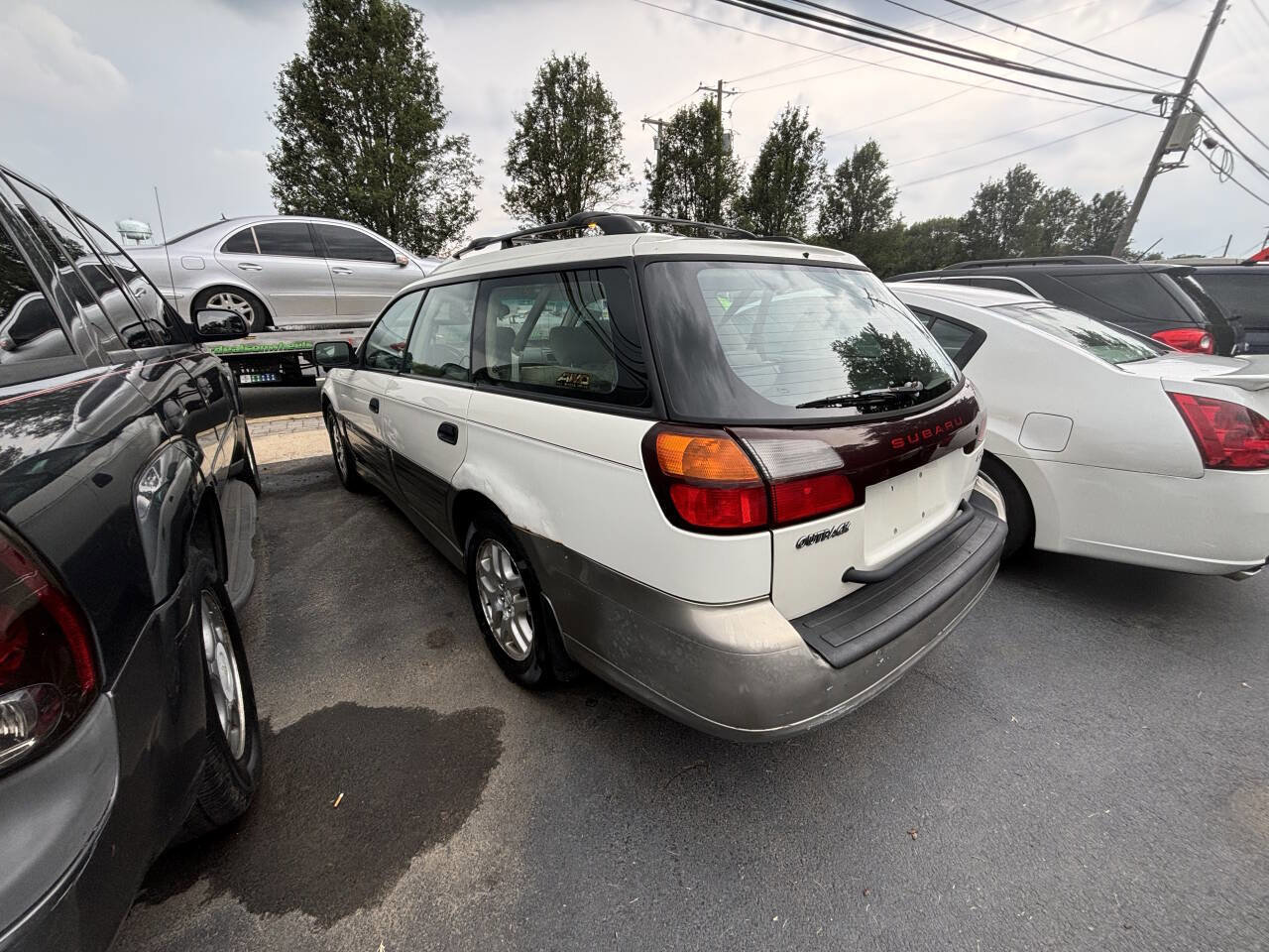 Used 2004 Subaru Outback Wagon image 6