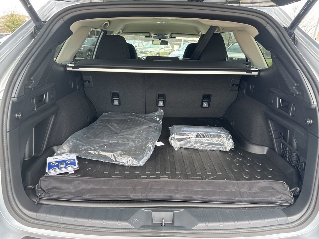 Certified 2025 Subaru Outback Premium image 10