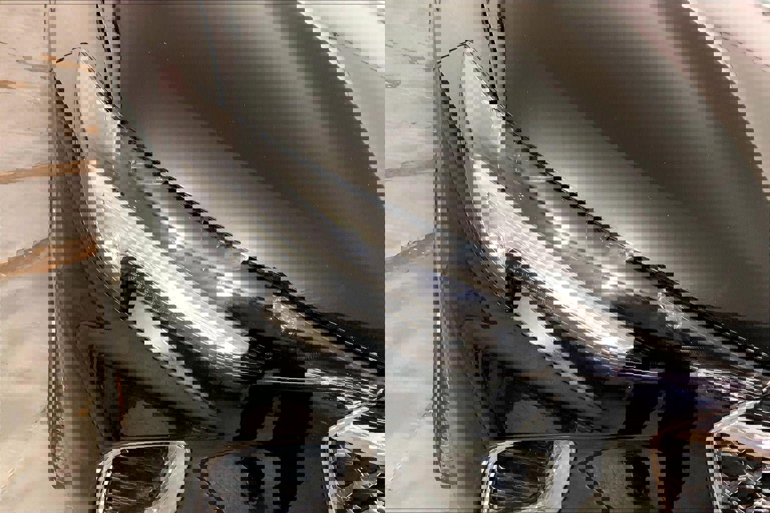 Used 2023 Buick Envision Avenir image 26