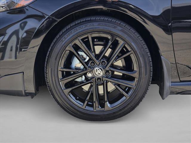 Used 2026 Toyota Camry SE w/ Convenience Package image 9