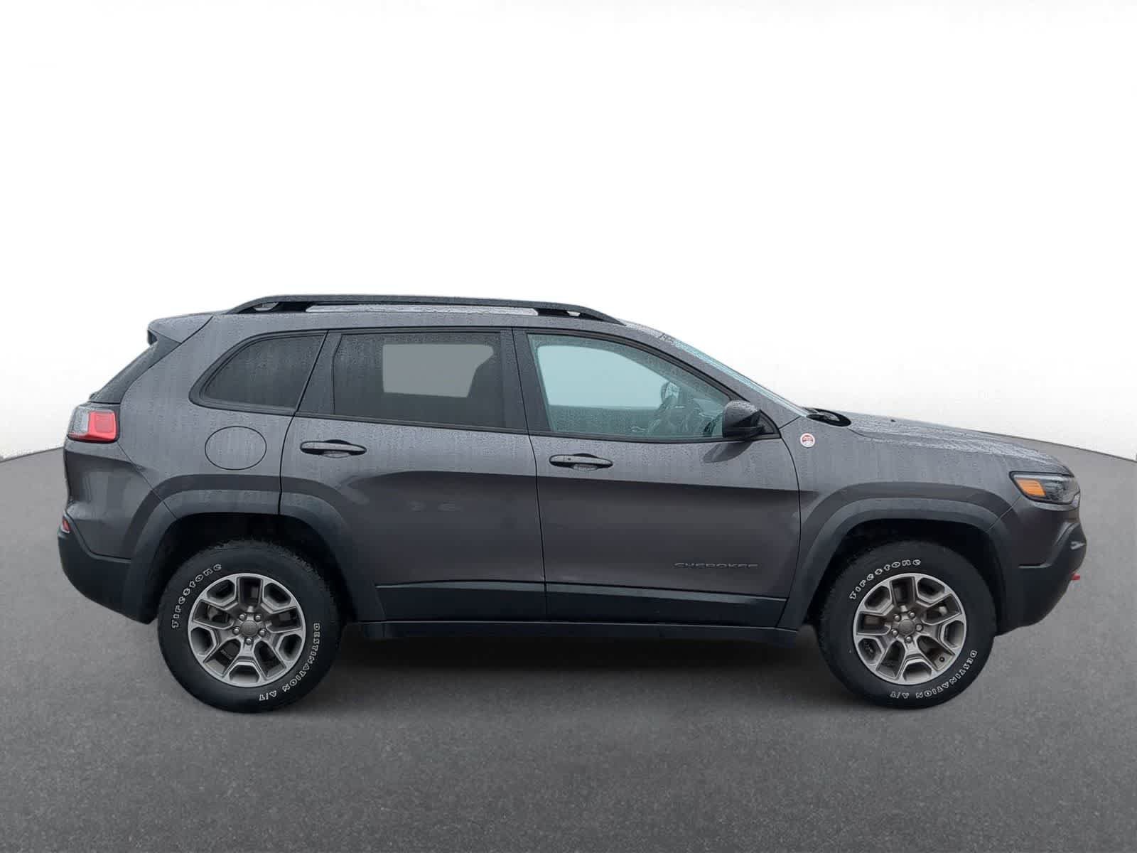 Certified 2022 Jeep Cherokee Trailhawk image 9