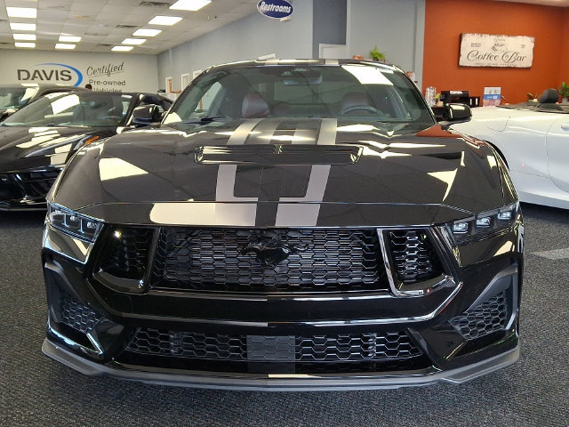 Used 2024 Ford Mustang GT Premium w/ GT Performance Package RWD image 2