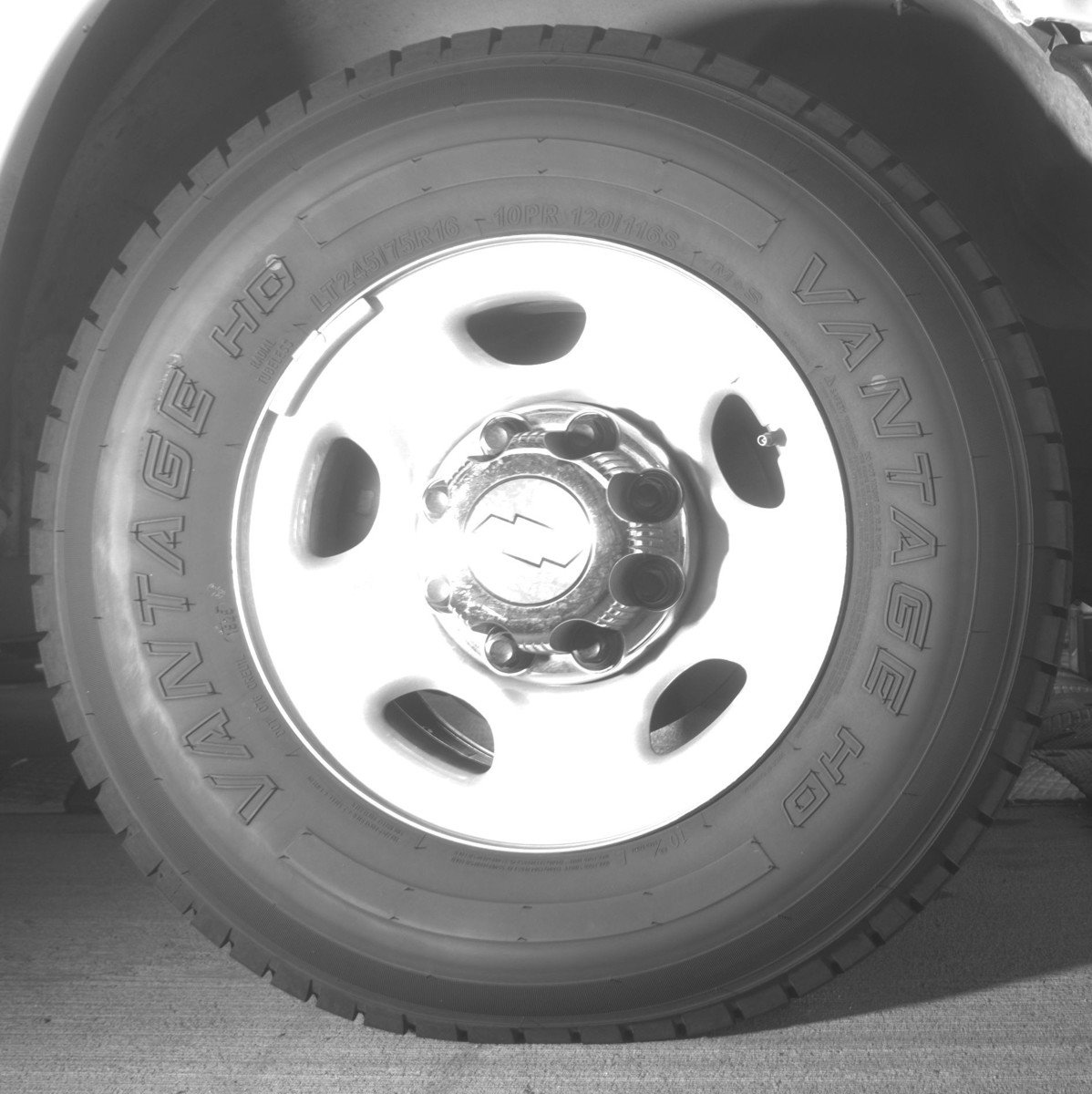 Used 2025 Chevrolet Express 3500 LT w/ LT Preferred Equipment Group RWD image 13