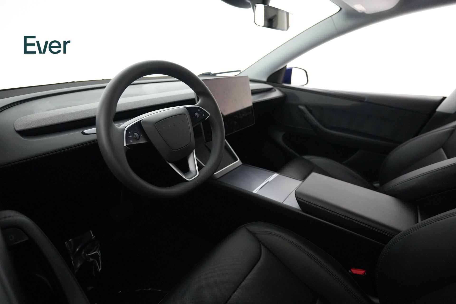 Used 2026 Tesla Model Y 2WD image 23