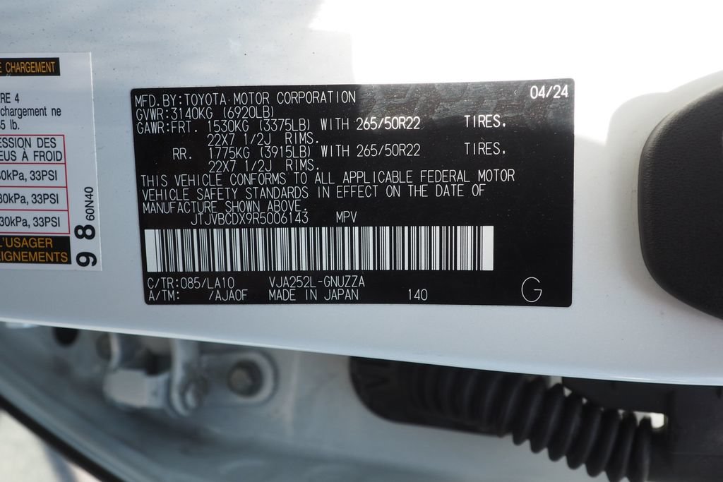 Used 2024 Lexus GX 550 w/ Cold Area Package AWD/4WD image 34