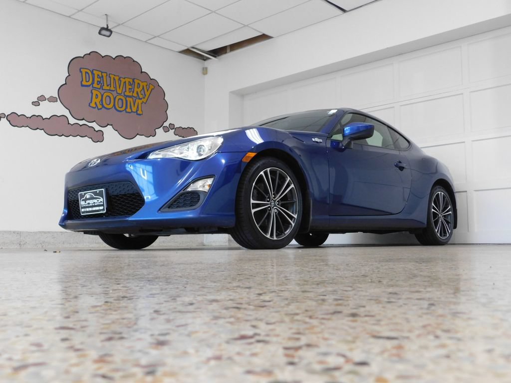 Used 2015 Scion FR-S RWD image 7
