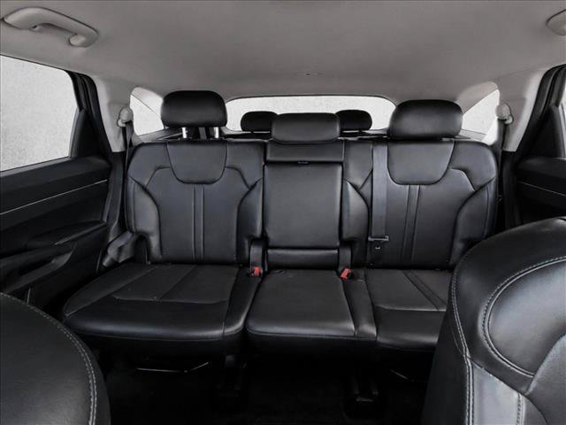 Used 2022 Kia Sorento S FWD image 23