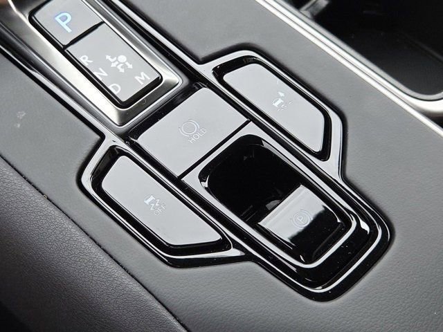 New 2025 Lexus TX 500h AWD image 16