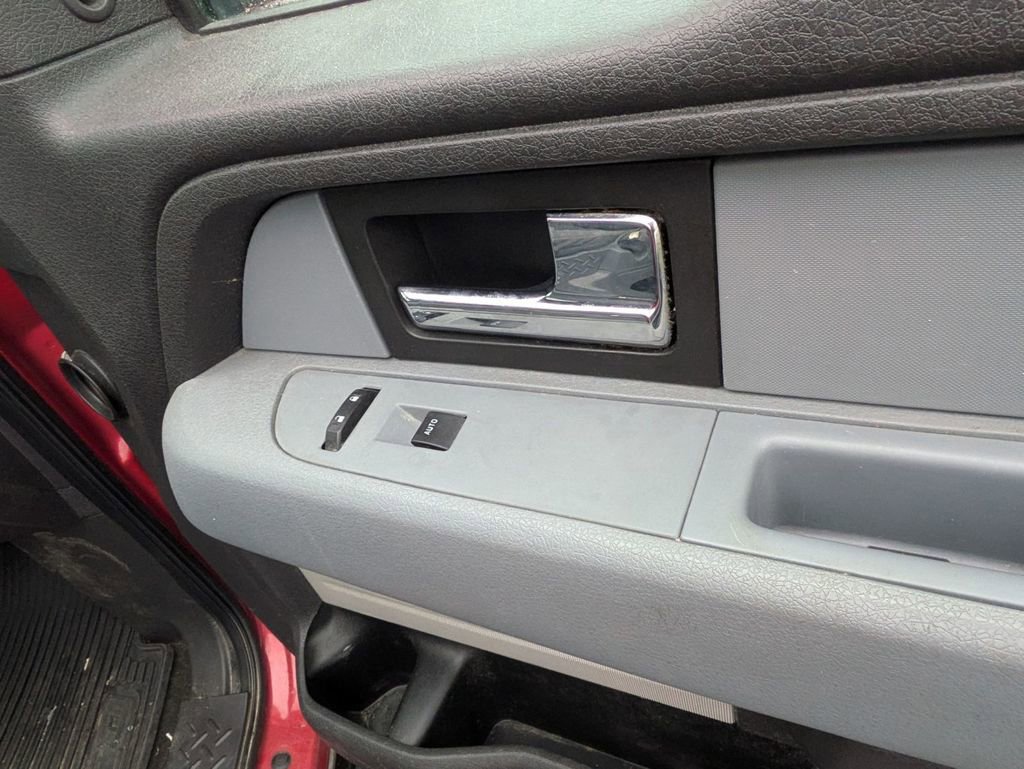 Used 2012 Ford F150 XLT w/ XTR Pkg image 47