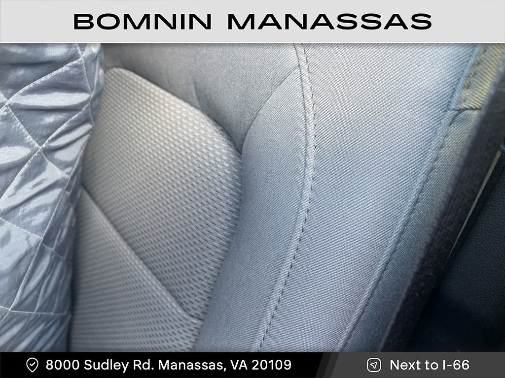 Used 2019 Chevrolet Colorado W/T w/ Custom Special Edition image 6