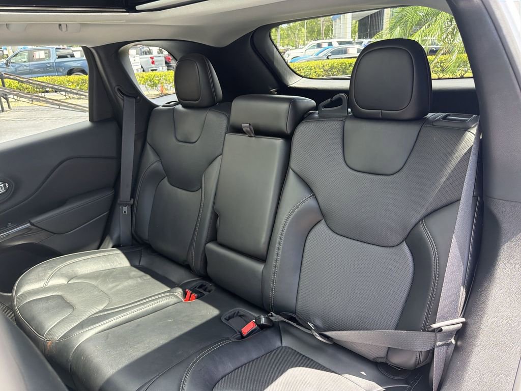 Used 2023 Jeep Cherokee Altitude Lux w/ Lux Elite Package AWD/4WD image 21