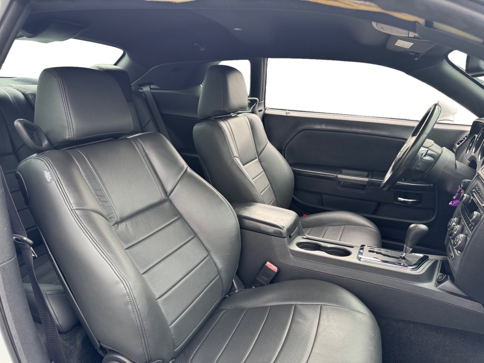 Used 2012 Dodge Challenger R/T RWD image 15