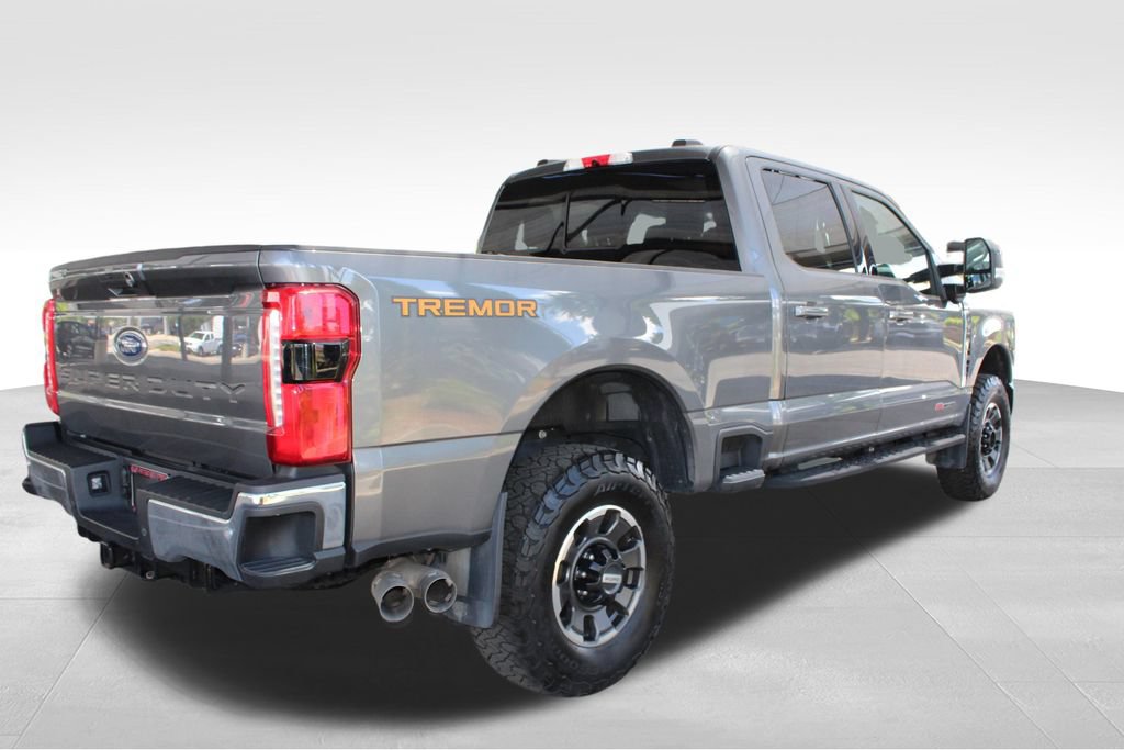 Used 2023 Ford F350 Lariat w/ Tremor Off-Road Package AWD/4WD image 17