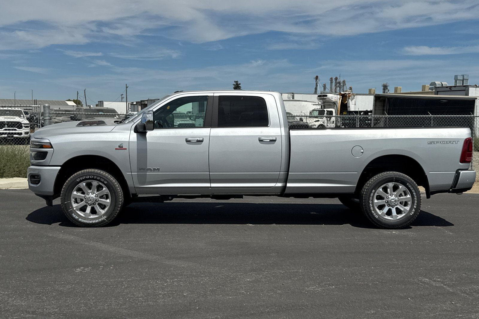 New 2026 RAM 3500 Laramie w/ Sport Appearance Package AWD/4WD image 6