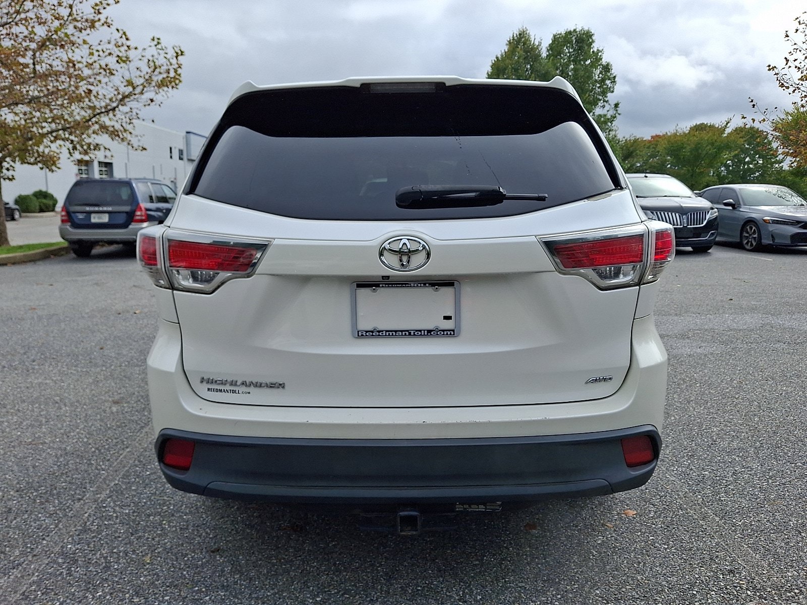 Used 2016 Toyota Highlander LE AWD/4WD image 5