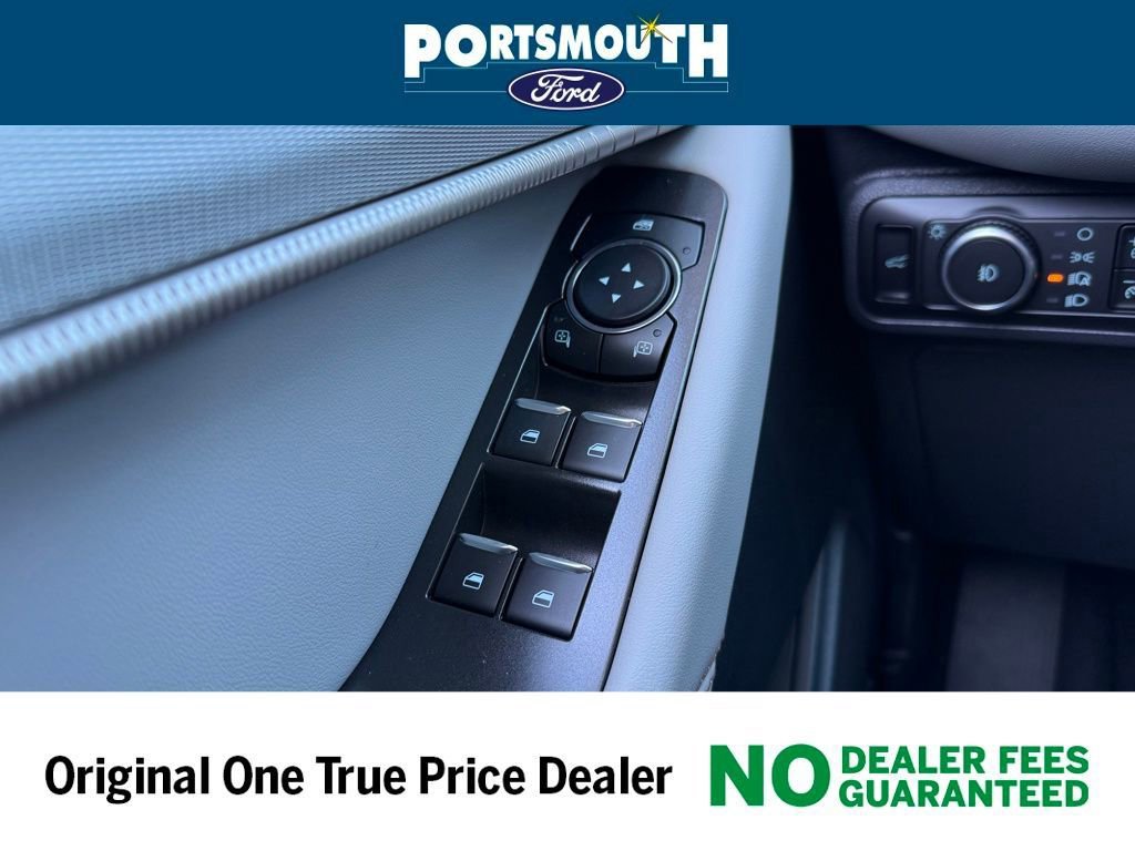 New 2026 Ford Explorer Active w/ Active Comfort Package AWD/4WD image 32