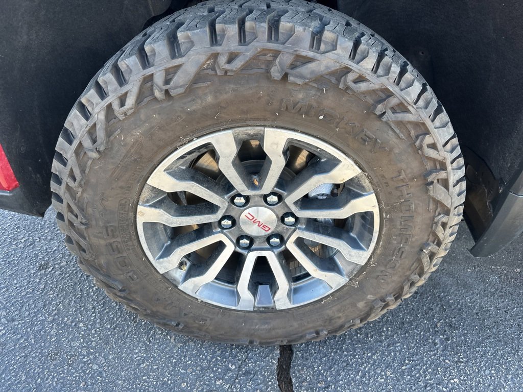 Used 2023 GMC Sierra 1500 AT4 w/ Technology Package image 39