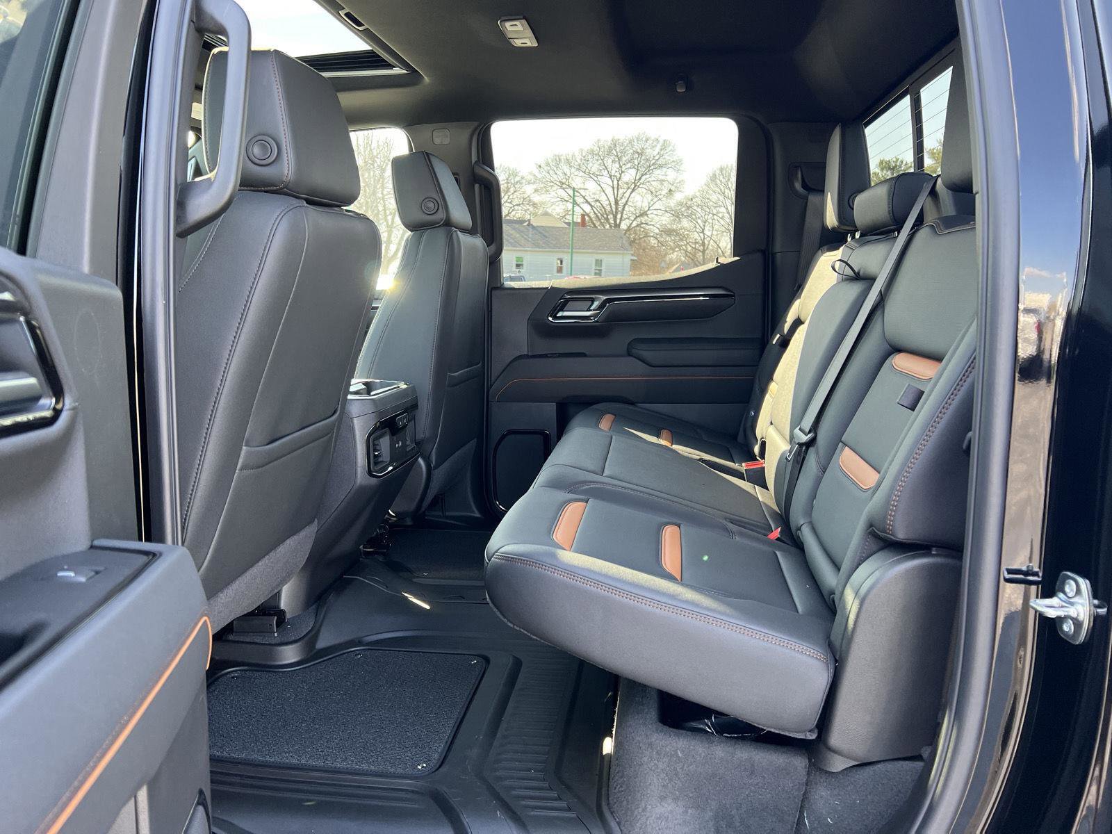 New 2026 GMC Sierra 1500 AT4 w/ AT4 Premium Package image 45