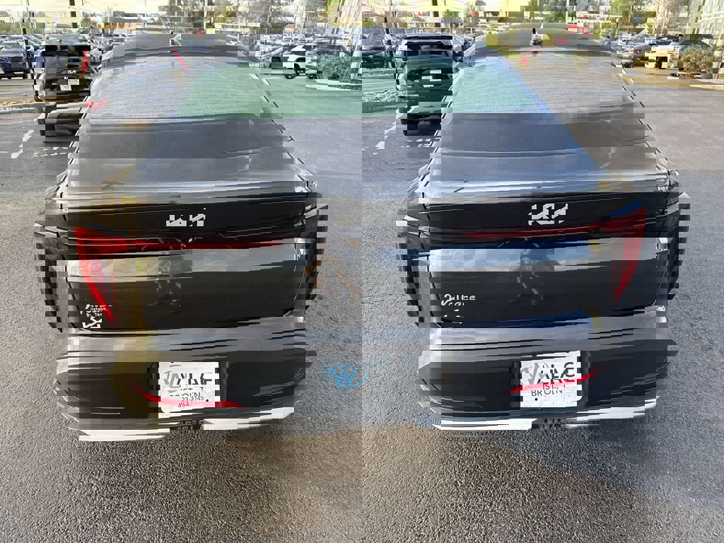 New 2026 Kia K4 LX image 5