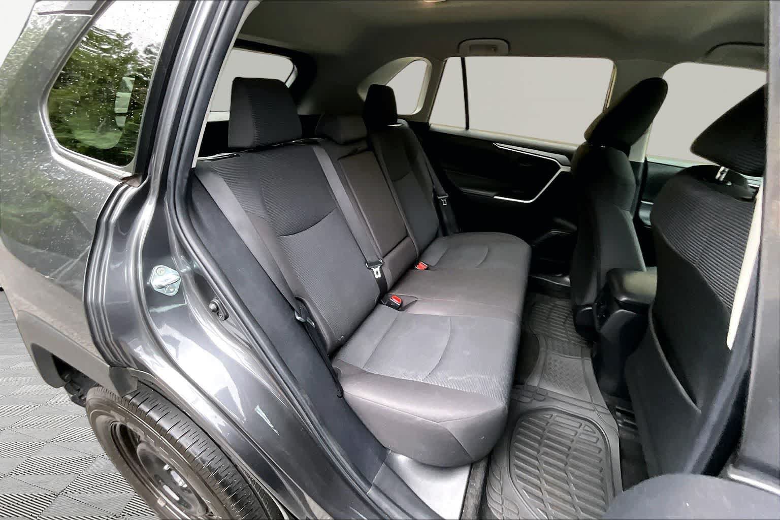 Certified 2023 Toyota RAV4 LE FWD image 20
